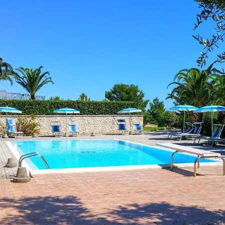Residence Amica Ξενοδοχείο με διαμερίσματα Βιέστε