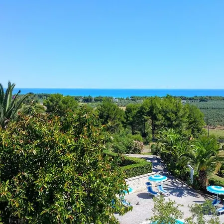 Ξενοδοχείο με διαμερίσματα Residence Amica Βιέστε